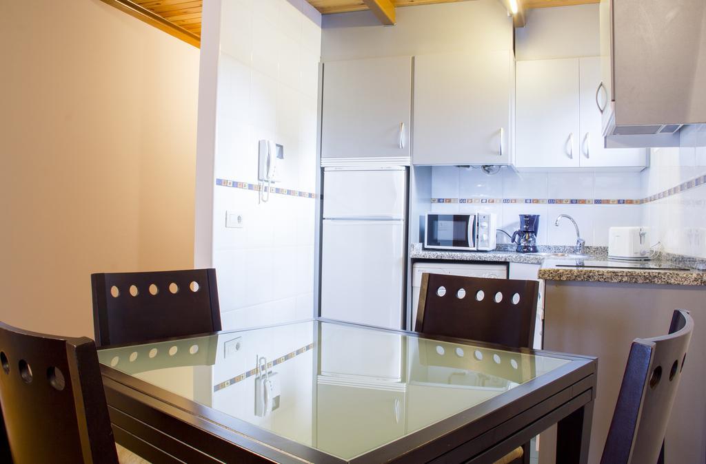Apartamentos Cean Bermudez خيخون المظهر الخارجي الصورة